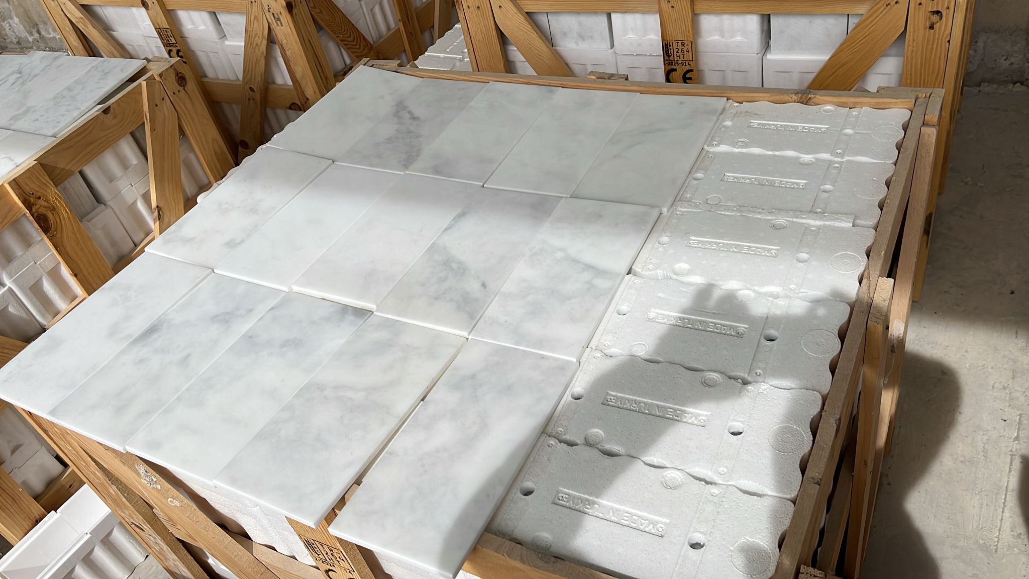 Calacatta Gold T Cilalı 15,2X30,5X1 Mermer Fayans